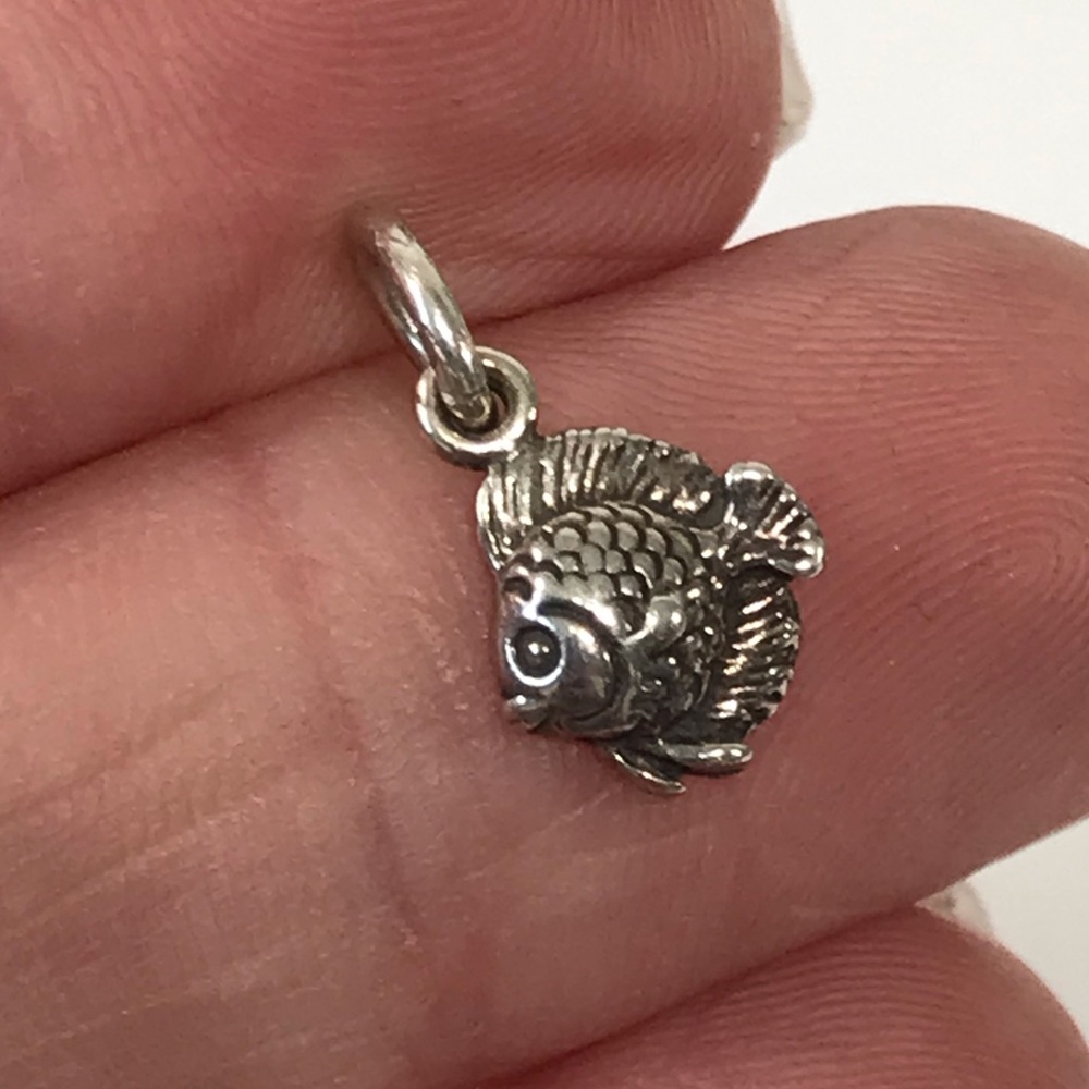 Vintage Signed Solid Sterling Silver Tiny Detaile… - image 1